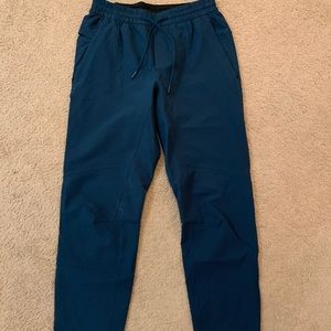 Lululemon Men’s License to Train Pant -Sz Small